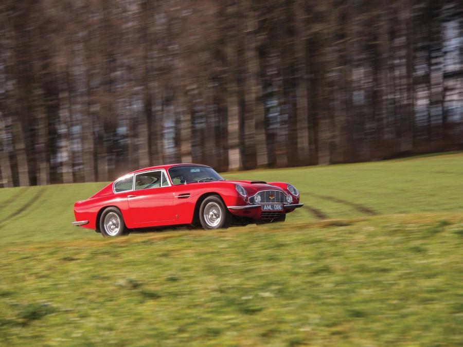  Aston Martin DB6 (2590/R) 1966 года  (фото 1 из 25)